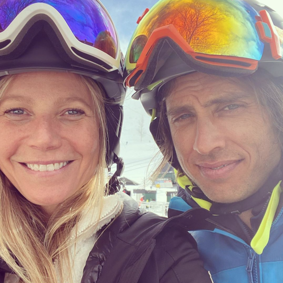 Gwyneth Paltrow et son mari Brad Falchuk. Décembre 2019.