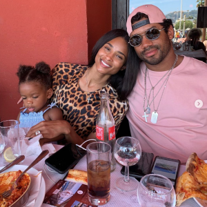 Ciara, Russell Wilson et leur fille Sienna à Cannes. Juin 2019.