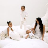 Kim Kardashian : Visite de sa villa avec Kanye West, leur fille North s'incruste