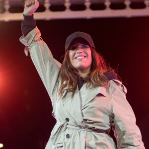 Amel Bent - Concert de cloture de la marche contre les violences sexistes et sexuelles (marche organisée par le collectif NousToutes), Place de la Nation à Paris le 23 Novembre 2019. © Cyril Moreau / Bestimage