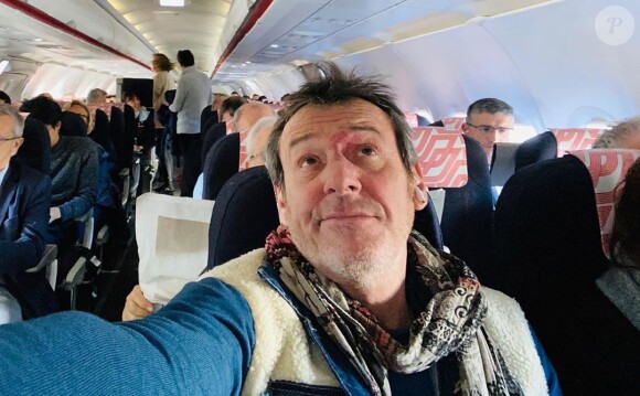 Jean-Luc Reichmann coincé dans un avion pour se rendre au Festival de Luchon, le 7 février 2020