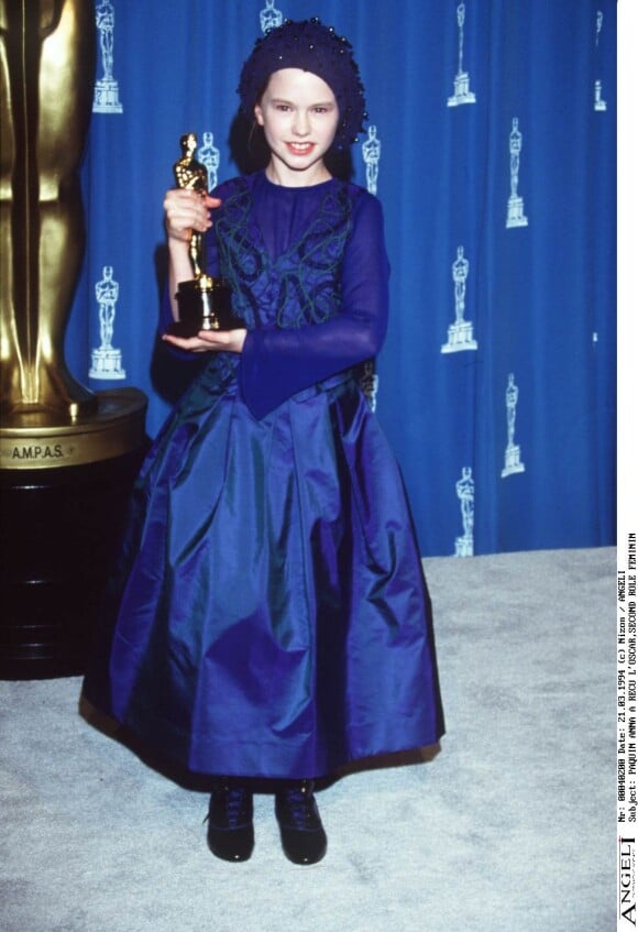 Anna Paquin- Cérémonie des Oscars 1994 pour le meilleur second rôle féminin "La leçon de piano", le 21 mars 1994 à Los Angeles.