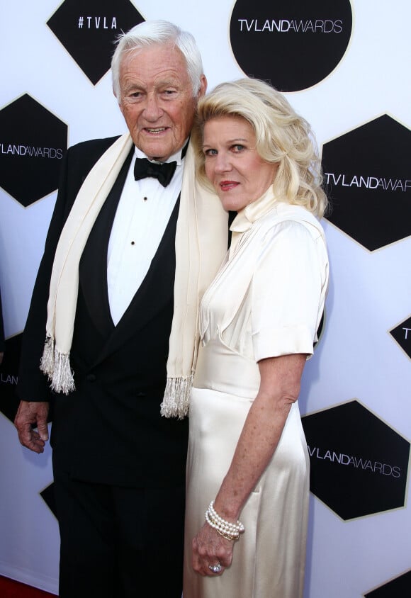 Orson Bean avec sa femme Alley Mills à la soirée des 2015 TV LAND Awards à Beverly Hills, le 11 avril 2015