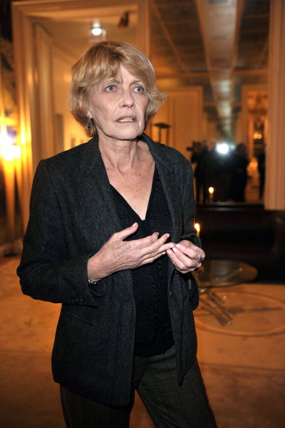 Claire Bretécher à la 36e édition du Festival International de la Bande Dessinée, à Paris, en 2009.