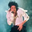  Michael Jackson en concert à Londres en 1992, tournée "Dangerous". 