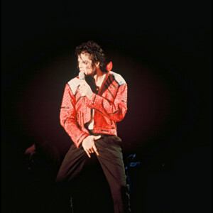 Michael Jackson en concert à Londres en 1992, tournée "Dangerous".