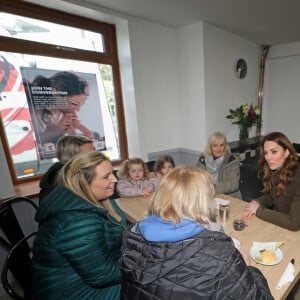 Kate Middleton, duchesse de Cambridge, lors d'une visite à The Ark Open Farm à Newtownards, Irlande, le 12 février 2020.