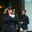 La chanteuse Adele à la sortie de son hôtel à New York, le 14 novembre 2015.