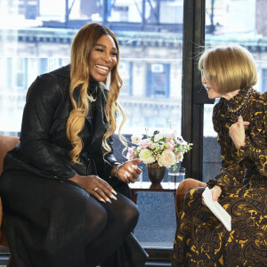 Serena Williams interviewée par Anna Wintour lors de la présentation de la nouvelle collection de "S by Serena" à New York. Le 12 février 2020.