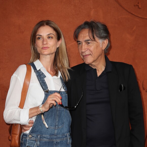 Richard Berry et sa femme Pascale Louange au village lors des internationaux de tennis de Roland-Garros à Paris le 8 juin 2018. © Cyril Moreau / Bestimage