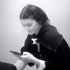 Kylie Jenner s'est fait couper les cheveux par son coiffeur, Jesus Guerrero. Février 2020.