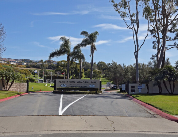 Exclusif - Illustrations de la tombe de Kobe Bryant et de sa fille Gianna au cimetière de Pacific View Memorial Park à Corona Del Mar à Newport Beach le 14 février 2020.