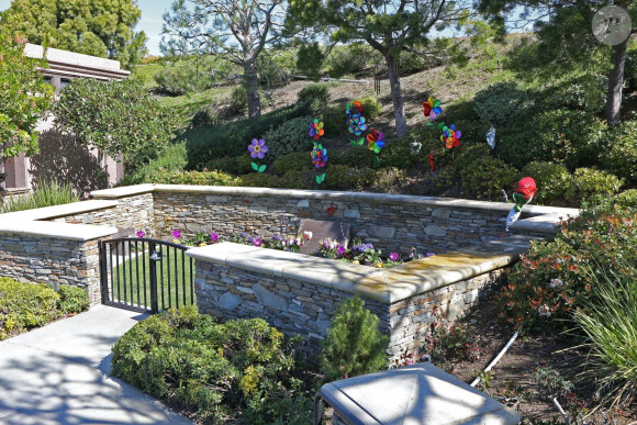 Exclusif - Illustrations de la tombe de Kobe Bryant et de sa fille Gianna au cimetière de Pacific View Memorial Park à Corona Del Mar à Newport Beach le 14 février 2020.