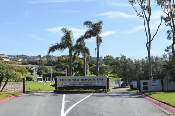 Exclusif - Illustrations de la tombe de Kobe Bryant et de sa fille Gianna au cimetière de Pacific View Memorial Park à Corona Del Mar à Newport Beach le 14 février 2020.