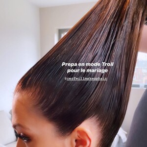 Iris Mittenaere au mariage de sa maman, le 15 février 2020.