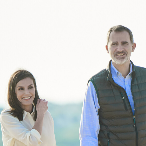 Le roi Felipe VI d'Espagne, La reine Letizia d'Espagne - Visite du parc national de Donana le 14 février 2020 en Espagne.