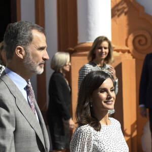 Le roi Felipe VI d'Espagne, La reine Letizia d'Espagne- Visite à la paroisse de Nuestra Senora de la Asuncion, à l'occasion de la célébration Mariano of the Rocio Jubilee, le 14 février 2020 à Almonte, Espagne.