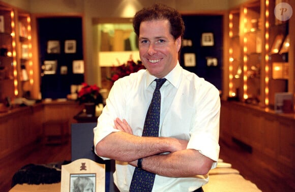 David Linley dans sa boutique à Londres en 1999.