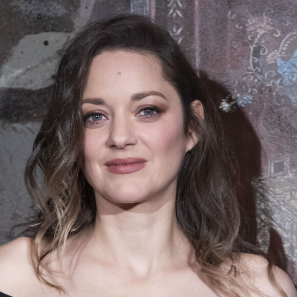 Marion Cotillard lors du photocall du défilé Chanel Métiers d'Art 2019 / 2020 au Grand Palais à Paris le 4 décembre 2019 © Olivier Borde / Bestimage