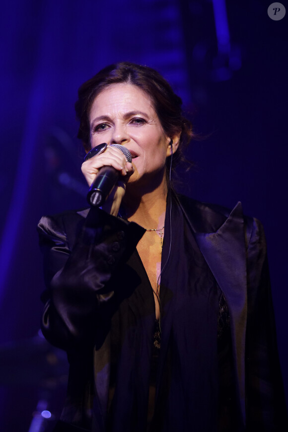 Charlotte Valandrey a fêté son 50ème anniversaire lors de son concert au Zèbre de Belleville à Paris. Le 29 novembre 2018 © Cédric Perrin / Bestimage