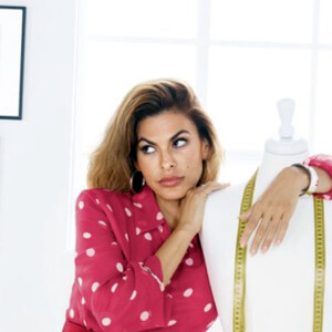 Eva Mendes pose pour la marque "New York & Company. C'est la 5ème collaboration de l'actrice avec la marque, le 26 mars 2018.