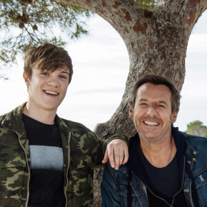 Jean-Luc Reichmann et Lenni-Kim, photo officielle de "Léo Mattei"