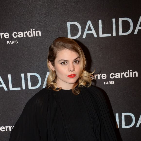 Béatrice Martin, dite Coeur de Pirate - Avant-première du film "Dalida" à L'Olympia, Paris le 30 novembre 2016. © Rachid Bellak/Bestimage