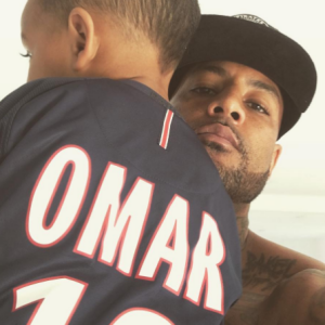 Booba avec son fils Omar, sur Instagram. Novembre 2016.