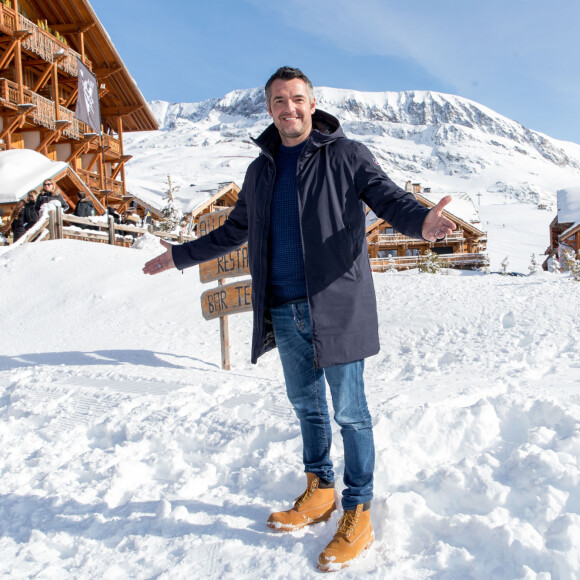 Arnaud Ducret au photocall du film "Divorce Club" lors du 23ème festival international du film de comédie de l'Alpe d'Huez, le 18 janvier 2020. © Cyril Moreau/Bestimage