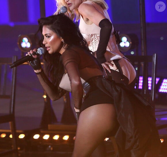 Nicole Scherzinger, Ashley Roberts - Le groupe "The Pussycat Dolls" sur la scène de l'émission "The One Show" à Londres, le 26 février 2020.