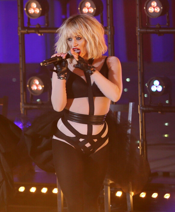 Kimberly Wyatt - Le groupe "The Pussycat Dolls" sur la scène de l'émission "The One Show" à Londres, le 26 février 2020.