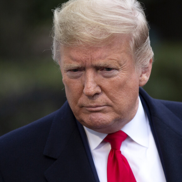 Le président américain Donald Trump et sa femme la première dame Melania s'envolent de la Maison Blanche à Washington, The District, Etats-Unis, le 13 janvier 2020.