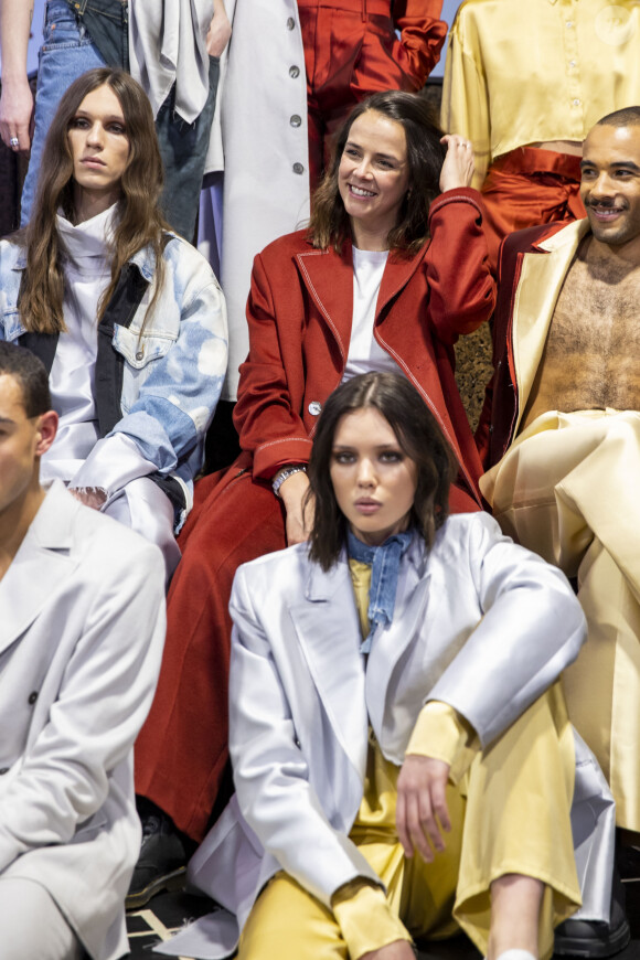 La styliste Pauline Ducruet entre ses mannequins lors du défilé de mode prêt-à-porter "Alter" automne-hiver 2020/2021 lors de la semaine de la mode à Paris, France, le 25 février 2020. © Olivier Borde/Bestimage