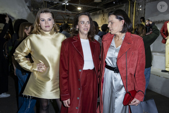 La princesse Stéphanie de Monaco et ses filles, Camille Gottlieb et la styliste Pauline Ducruet lors du défilé de mode prêt-à-porter "Alter" automne-hiver 2020/2021 lors de la semaine de la mode à Paris, France, le 25 février 2020. © Olivier Borde/Bestimage