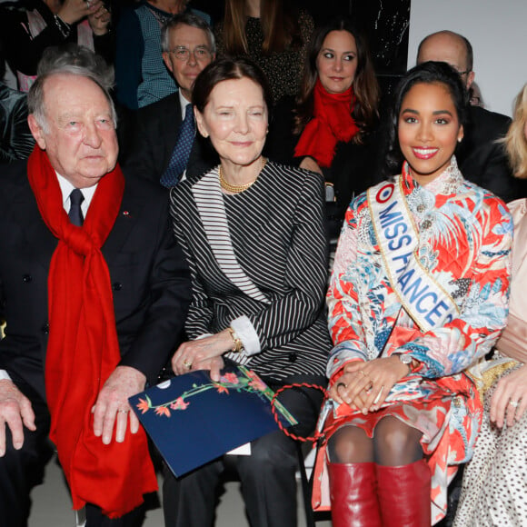 Clémence Botino (Miss France 2020) et Sylvie Tellier - Arrivées au défilé de mode prêt-à-porter automne-hiver 2020/2021 Leonard à Paris. Le 27 février 2020 © Veeren Ramsamy - Christophe Clovis / Bestimage