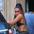 Exclusif - Ariana Grande à la sortie de son cours de gym après 4 heures d'entrainement de danse à Los Angeles, le 27 janvier 2019