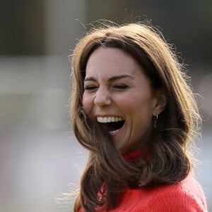 Catherine Kate Middleton, duchesse de Cambridge, lors d'une session de Hurling, un sport traditionnel irlandais au Knocknacarra GAA Club à Galway le 5 mars 2020.