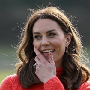 Catherine Kate Middleton, duchesse de Cambridge, lors d'une session de Hurling, un sport traditionnel irlandais au Knocknacarra GAA Club à Galway le 5 mars 2020.