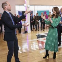 Prince William s'improvise clown, Kate Middleton hilare