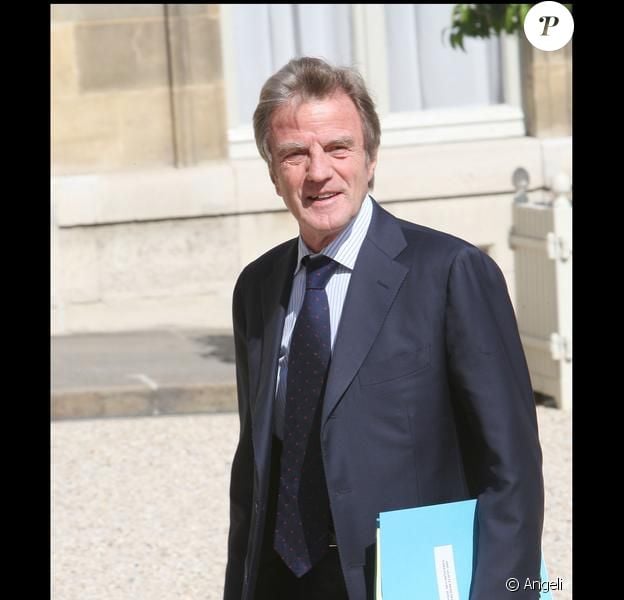 Listen to music from bernard kouchner like les jeux de mots de kouchner. Bernard Kouchner : le ministre des Affaires étrangères est ...