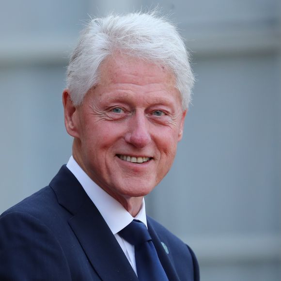 Bill Clinton - Emmanuel Macron reçoit les chefs d'Etat et de Gouvernement étrangers ayant fait le déplacement en France pour rendre hommage au Président Jacques Chirac au Palais de l'Elysée Paris, France, le 30 septembre 2019. © Cyril Moreau/Bestimage