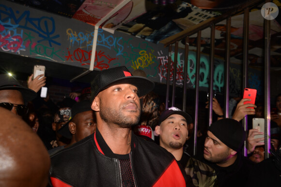 Exclusif - Le rappeur Booba fête son 41ème anniversaire au club Hobo et par la même occasion lance sa bouteille de Whisky nommée "Duc" à Paris le 12 décembre 2017. © Rachid Bellak/Bestimage
