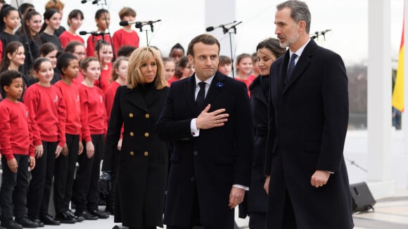 Emmanuel Macron : Recueillement au Trocadéro et préparation de son allocution