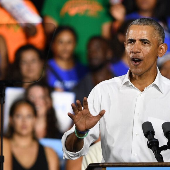 Barack Obama - Le candidat démocrate au poste de gouverneur de la Floride, Andrew Gillum, en campagne avec le sénateur américain Bill Nelson et l'ancien président américain Barack Obama en Floride le 2 novembre 2018