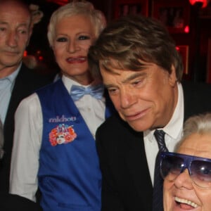 Alain Delon, Michou, Bernard Tapie, Jean-Paul Belmondo - Michou fête ses 85 ans et les 60 ans de son cabaret à Paris le 20 juin 2016. © Philippe Baldini / Bestimage