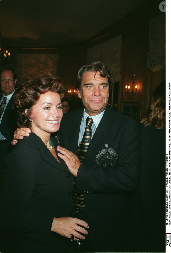 Dominique et Bernard Tapie lors de la première du film "Hommes, femmes, mode d'emploi", à Paris le 27 août 1996.