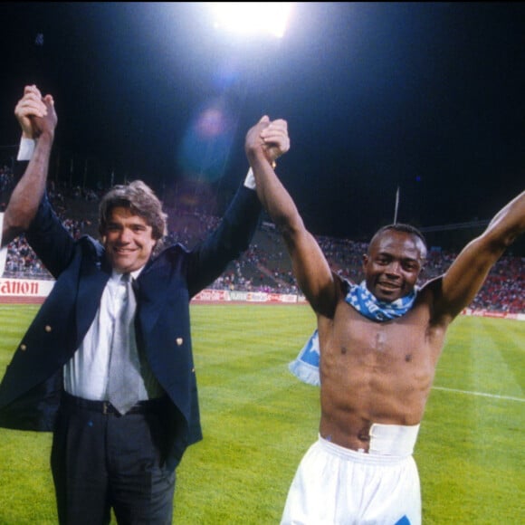 Bernard Tapie, Basile Boli et Abedi Pele en 1993. © FEP / Panoramic / Bestimage 01/00/1993 -