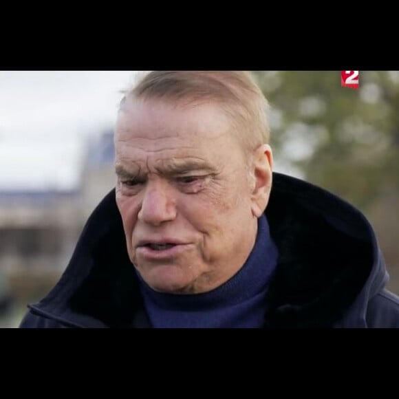 Bernard Tapie parle de son cancer dans 19h le dimanche, sur France, le 19 novembre 2017