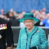 Info du 21 mars 2020 - Un employé de Buckingham Palace testé positif au Coronavirus alors que la reine était toujours à Londres La reine Elisabeth d'Angleterre et le prince Philip, duc d'Edimbourg - La reine Elisabeth d'Angleterre baptise un porte-avions de la Royal Navy à son nom '"HMS Queen Elizabeth" au BAE's Rosyth Dockyard à Rosyth, le 4 juillet 2014.