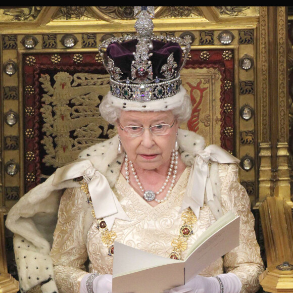 Info du 21 mars 2020 - Un employé de Buckingham Palace testé positif au Coronavirus alors que la reine était toujours à Londres